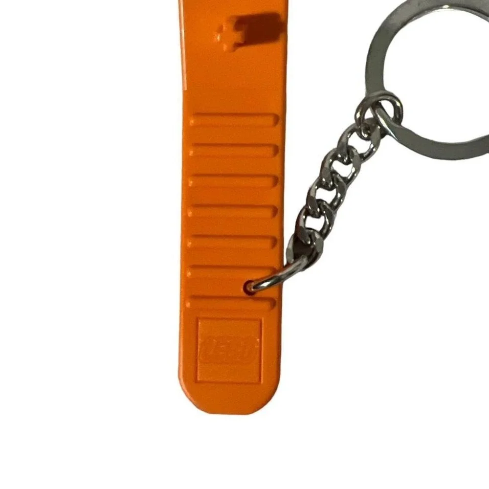 LEGO‎ KEYCHAIN BRICK SEPARATOR NWOT